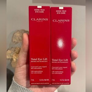 2/39$ Clarins Total Eye Lift Eye Care